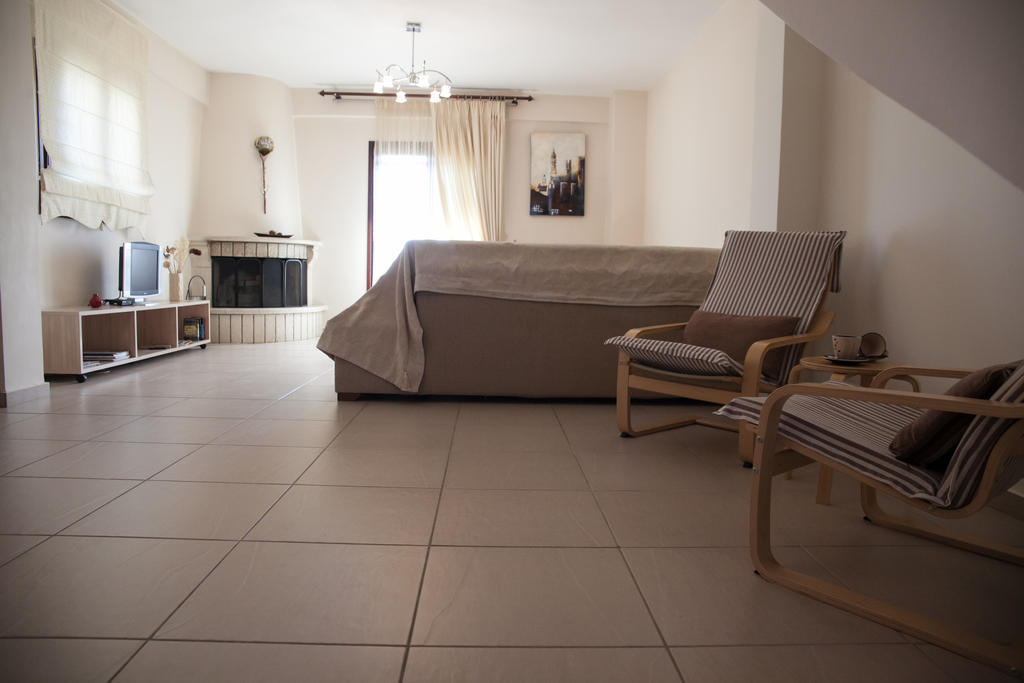 Venetiko Villas Nafpaktos Quarto foto
